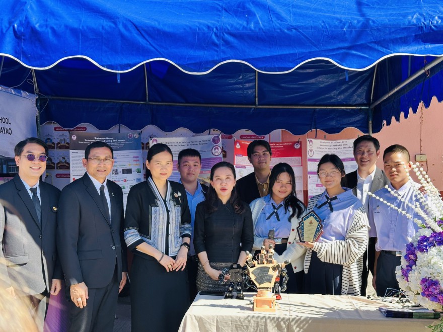 ร่วมพิธีเปิดการแข่งขัน“มหกรรมวิชาการและงานศิลปหัตถกรรมนักเรียน ครั้งที่ 73”